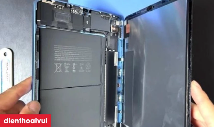 Những lưu ý trước khi thay kính cảm ứng iPad Air 5 chính hãng Feaglet