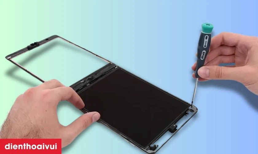 Quy trình thay ép kính cảm ứng iPad Gen 7 10.2 inch 2019 tại Điện Thoại Vui 