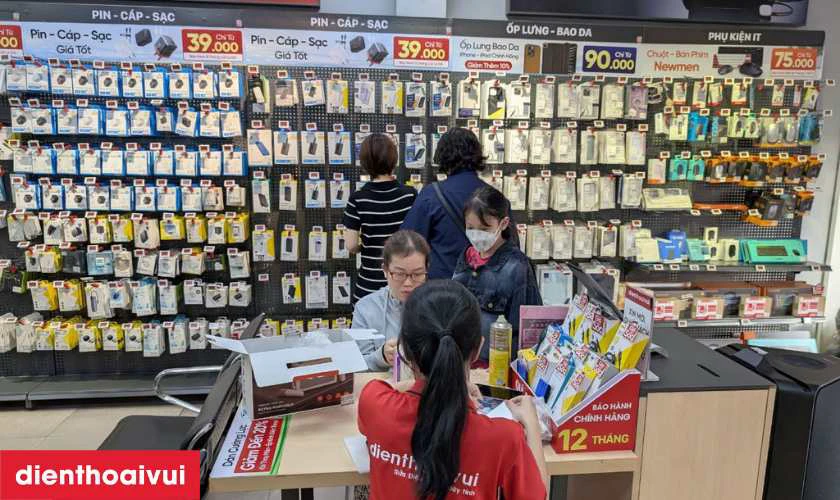 Quy trình thay kính cảm ứng iPad Mini 4 hãng Feaglet tại Điện Thoại Vui