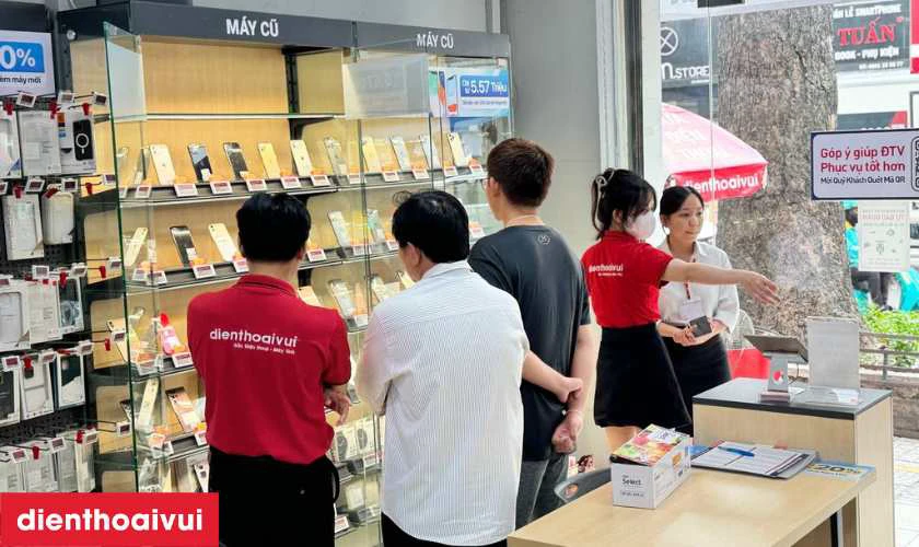 Dịch vụ thay kính cảm ứng iPad Mini 4 chính hãng Feaglet tại Điện Thoại Vui