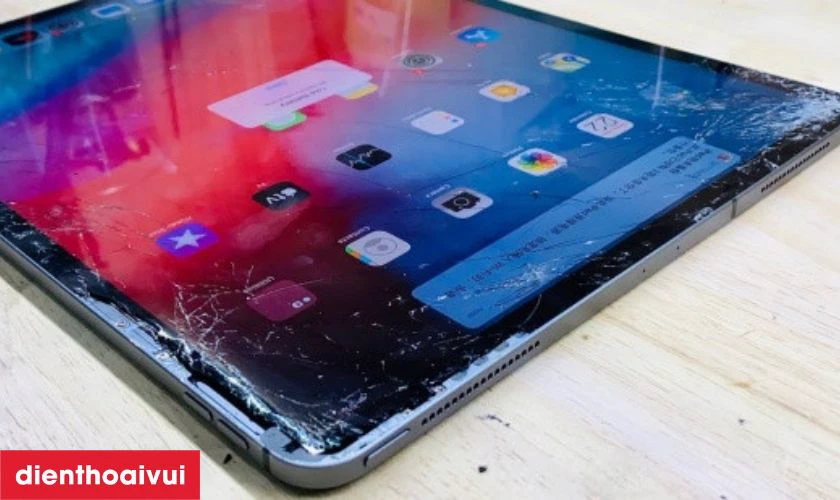 Nguyên nhân tại sao iPad dễ bị nứt vỡ mặt kính?
