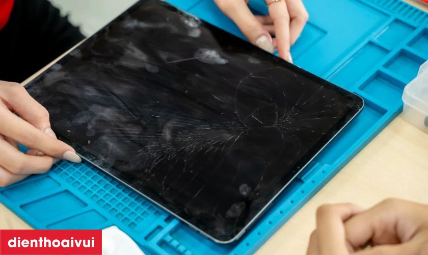Lắp ráp và kiểm tra hoàn thiện và bàn giao