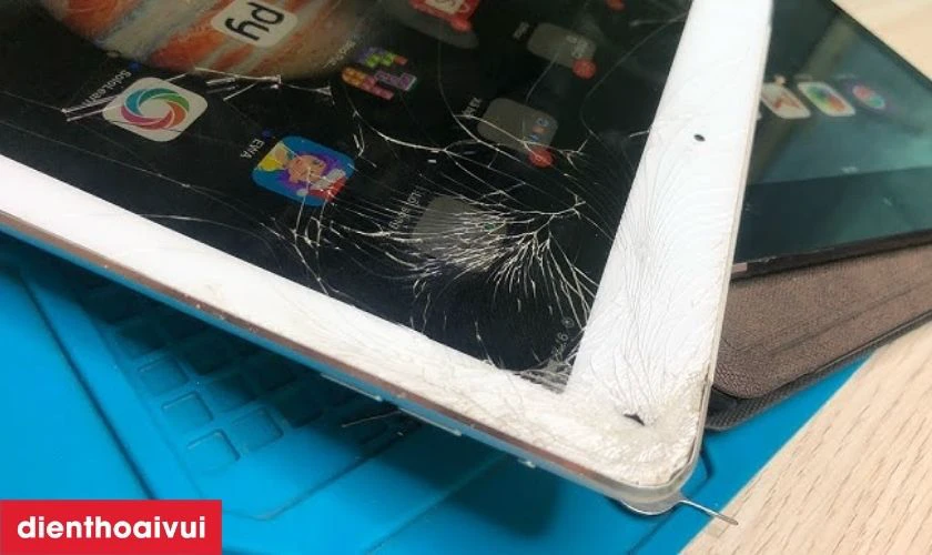 Nguyên nhân tại sao iPad dễ bị nứt vỡ mặt kính?