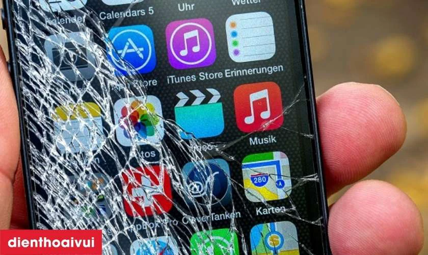Các dấu hiệu nhận biết bạn cần thay kính cảm ứng iPhone 11 chính hãng Feaglet mới