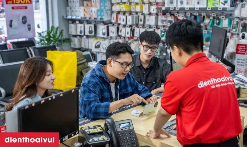 Cửa hàng thay kính cảm ứng iPhone X chính hãng Feaglet ở đâu uy tín, lấy liền lại TPHCM và Hà Nội