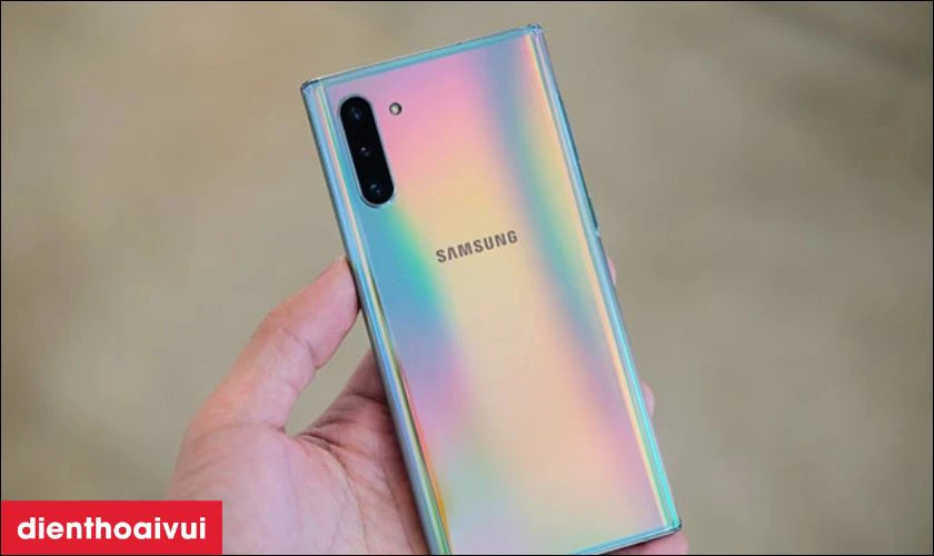 Có nên thay kính camera Galaxy Note 10 không?