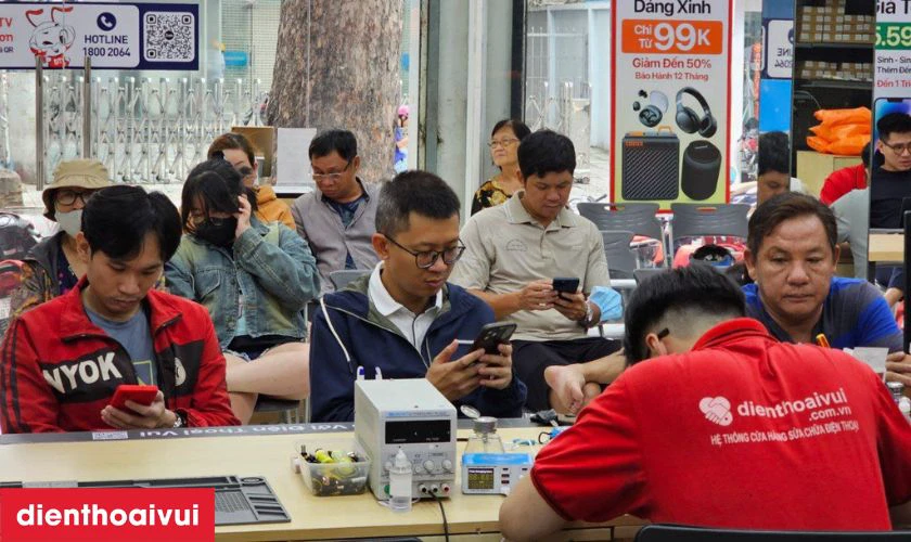 Địa chỉ sửa chữa điện thoại ở đâu uy tín, lấy liền lại TPHCM và Hà Nội