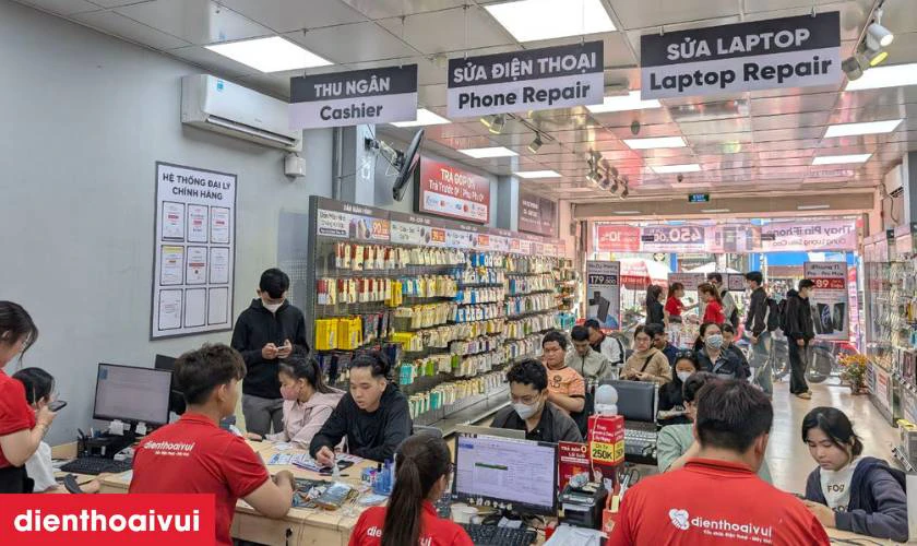 Nên thay kính lưng iPhone 8 Plus chính hãng Aries ở đâu uy tín