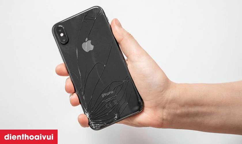 Khi nào bạn nên thay kính lưng iPhone X chính hãng Aries