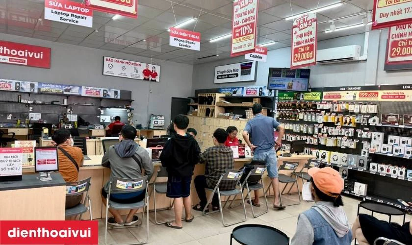 Đội ngũ kỹ thuật viên được đào tạo bài bản, minh bạch