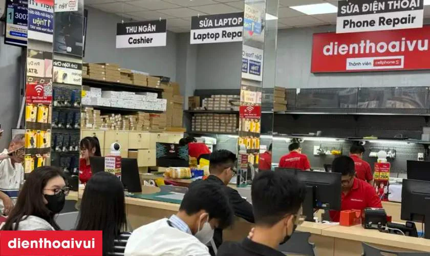 Địa chỉ thay loa ngo&agrave;i Xiaomi 14T ở đ&acirc;u gi&aacute; tốt tại TPHCM, H&agrave; Nội, Đồng Nai?