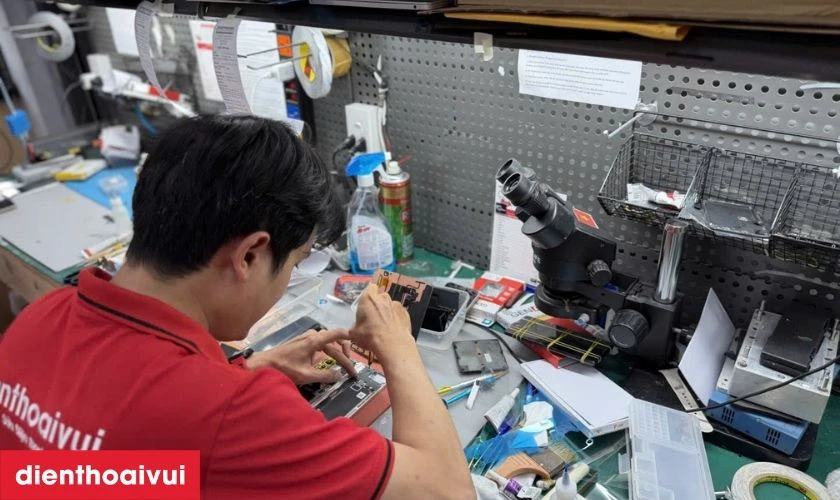 Kiểm tra và hoàn thiện lắp ráp