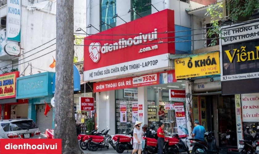 Thay loa ngo&agrave;i Oppo Reno 13F c&acirc;̀n lưu ý gì?