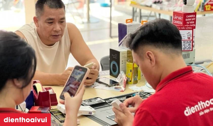 Quy tr&igrave;nh thay loa ngo&agrave;i Samsung Galaxy Z Flip 6