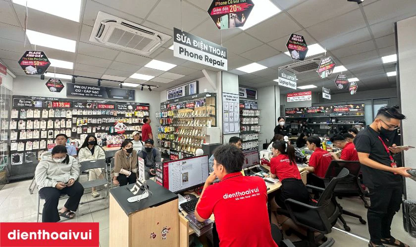 Địa chỉ thay loa ngo&agrave;i Xiaomi 13 Lite ở đ&acirc;u uy t&iacute;n?