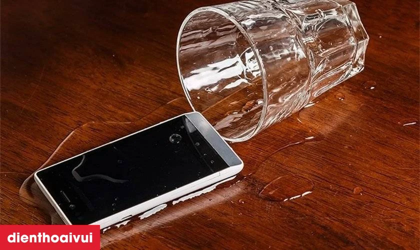 Nguy&ecirc;n nh&acirc;n khiến loa ngo&agrave;i Xiaomi Redmi 12 bị r&egrave;, hỏng