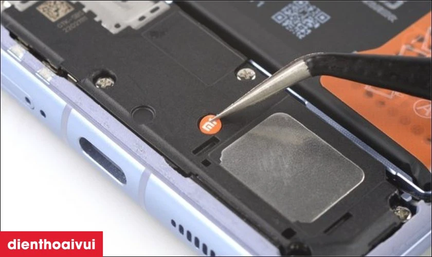 Thay loa ngo&agrave;i Xiaomi Redmi 12 c&oacute; ảnh hưởng g&igrave; đến dữ liệu kh&ocirc;ng?