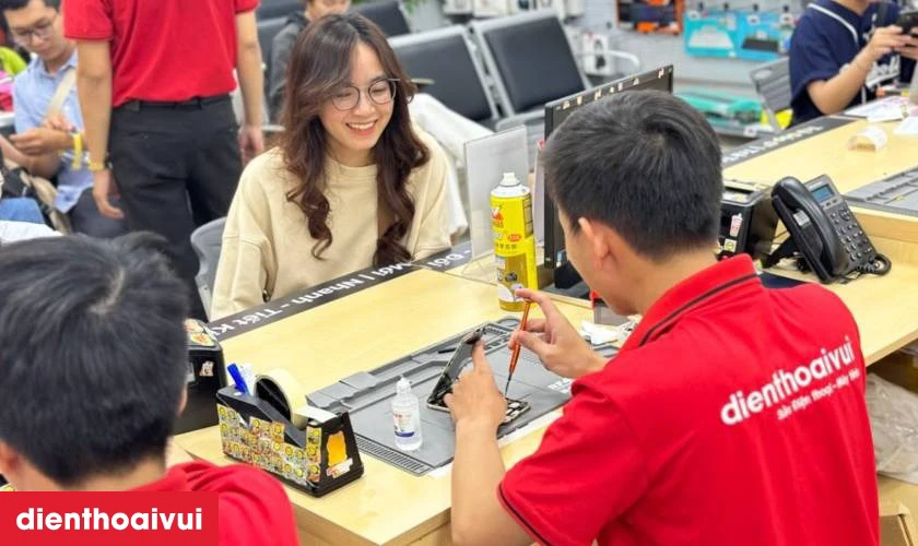 Quy tr&igrave;nh thay loa ngo&agrave;i Xiaomi