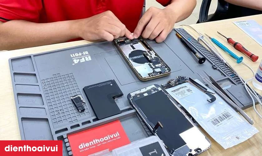 Dịch vụ Thay main iPhone 14 Pro Max 128GB chính hãng