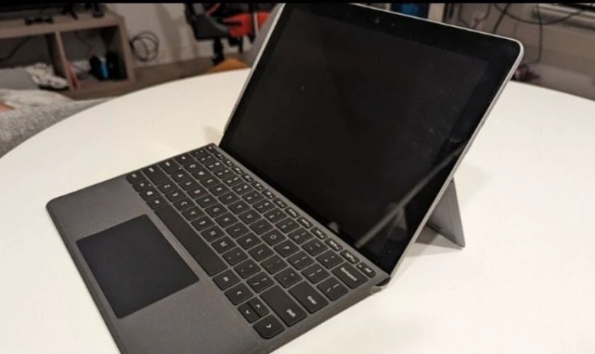 Khi nào cần thay main Surface Pro 4?