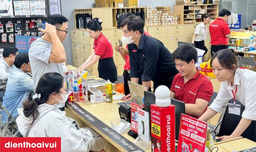 Quy trình thay màn hình Apple Watch Series 8 chính hãng GENA chuyên nghiệp lấy liền tại Điện Thoại Vui