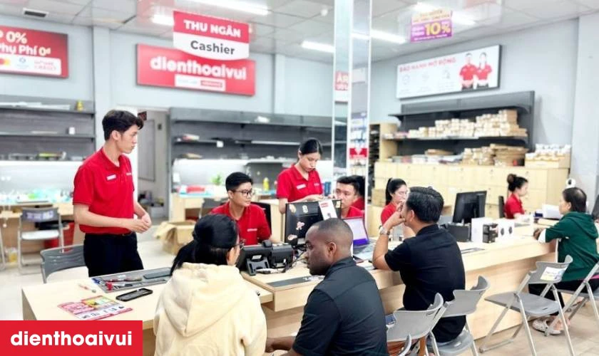 Cửa h&agrave;ng thay m&agrave;n h&igrave;nh Asus Rog Phone 7 Ultimate ở đ&acirc;u uy t&iacute;n