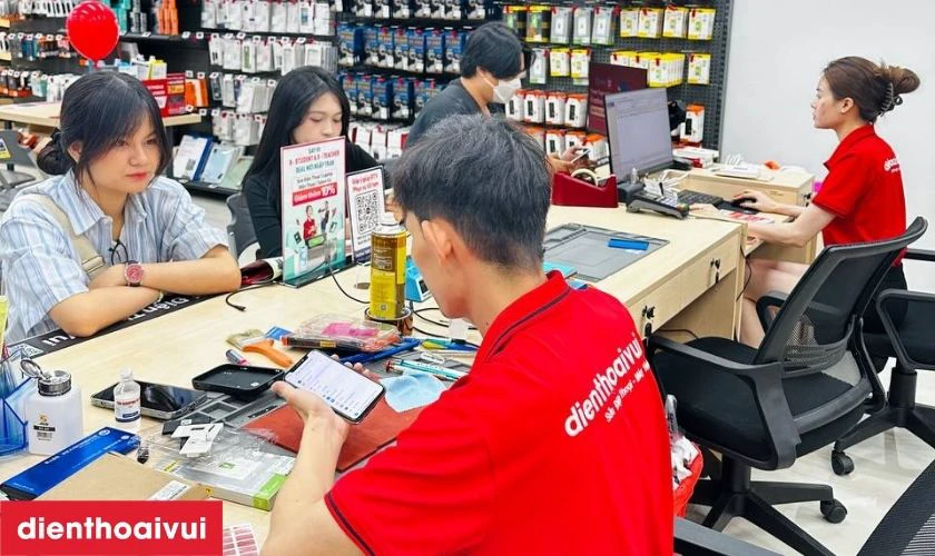 Vì sao lại chọn dịch vụ thay màn hình Dell tại Điện Thoại Vui?