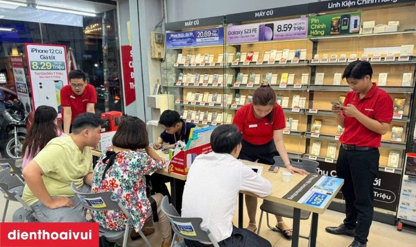 Khách hàng sẽ được kiểm tra lại thiết bị trước khi thanh toán
