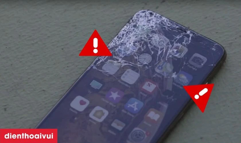 Khi nào cần thay màn hình iPhone 11 Pro Max chính hãng Pisen?