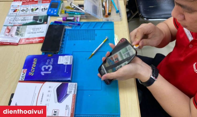 Hệ thống cửa hàng rộng khắp, thuận tiện ghé thăm và kiểm tra
