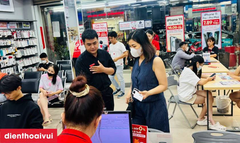 Thay màn hình iPhone 7 chính hãng GENA loại Pro ở đâu uy tín