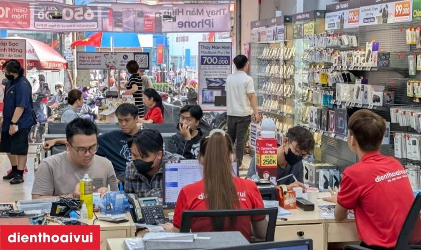 Vì sao nên thay màn hình iPhone 7 Plus tại Điện Thoại Vui