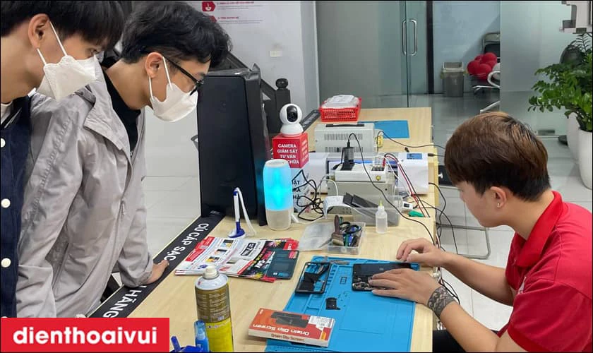 Địa chỉ thay màn hình iPhone quận Gò Vấp uy tín ở đâu?