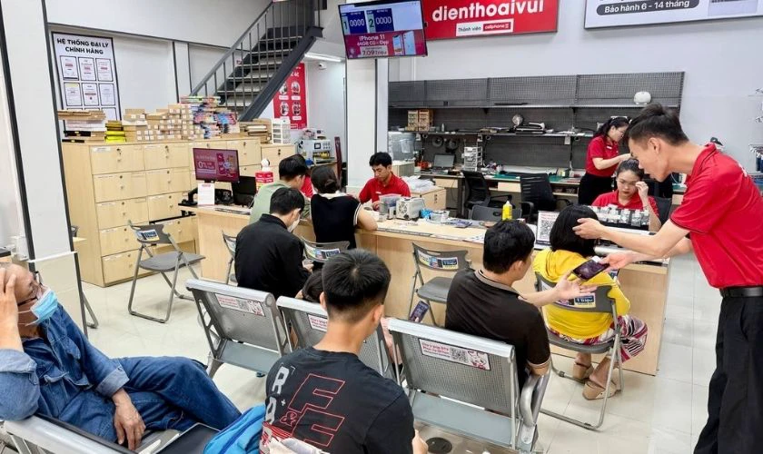 Thay màn hình iPhone quận Thủ Đức