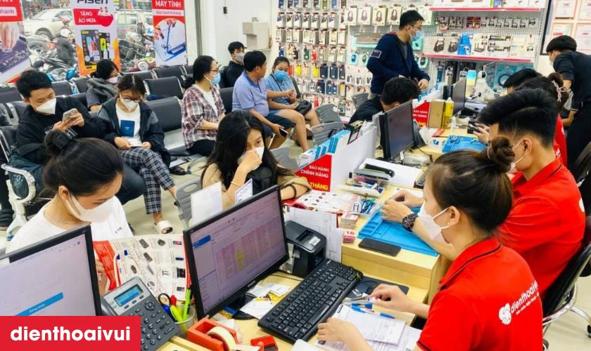 Quy trình thay màn hình iPhone Xs chính hãng GENA loại A+ chuyên nghiệp lấy liền tại Điện Thoại Vui
