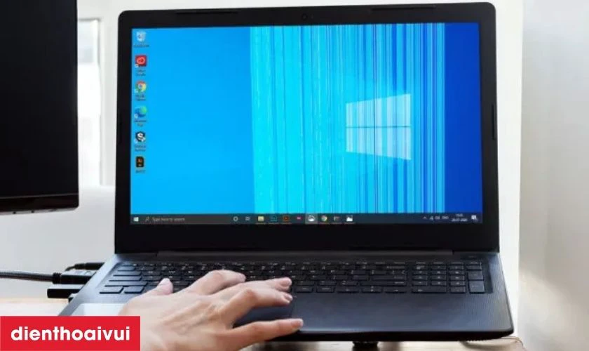 Màn hình laptop Asus bị nhoè màu cần thay mới