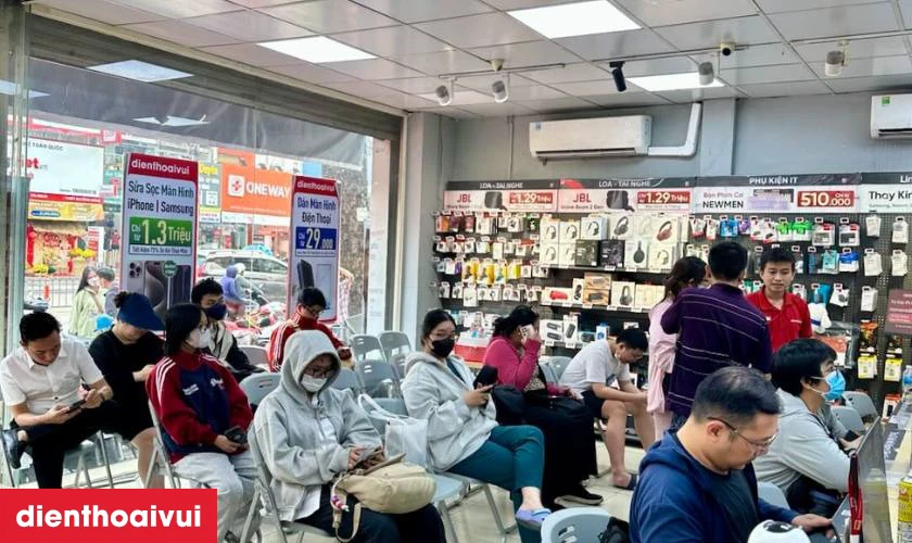 Quy tr&igrave;nh thay m&agrave;n h&igrave;nh laptop Acer Aspire A515 đạt chuẩn kỹ thuật