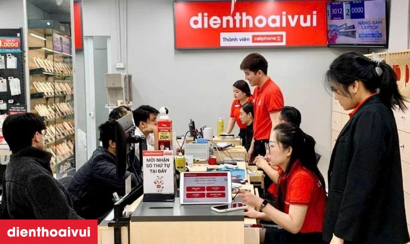 Các bước thay màn hình laptop Acer Aspire E1 chuyên nghiệp tại Điện Thoại Vui