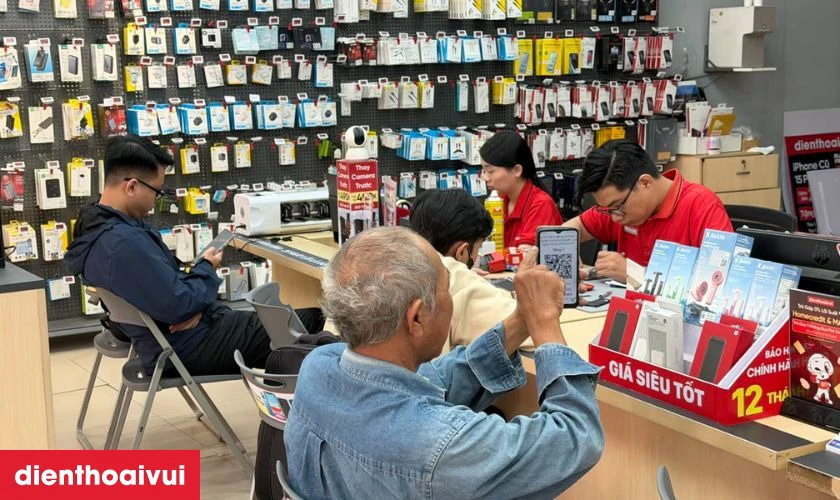 Đặt lịch thay m&agrave;n h&igrave;nh laptop Acer Aspire E5-523 gi&aacute; tốt tại Điện Thoại Vui