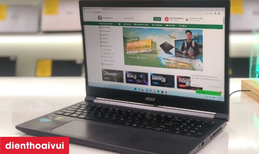 Quy trình thay màn hình laptop Acer V7 581