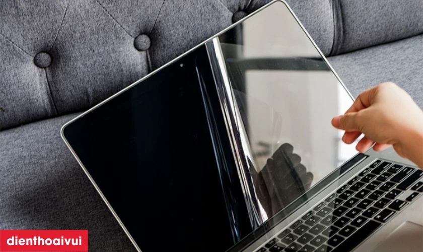 Mẹo bảo quản m&agrave;n h&igrave;nh sau thay