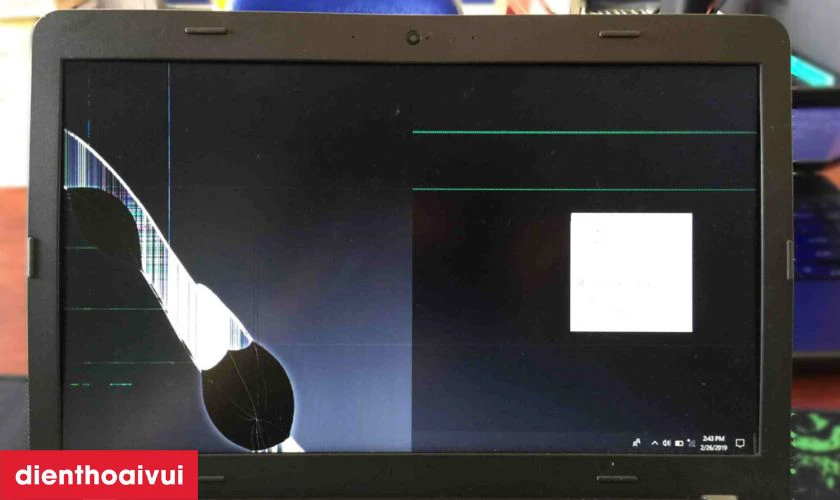 Khi n&agrave;o cần thay m&agrave;n h&igrave;nh laptop Asus P1410 Series?