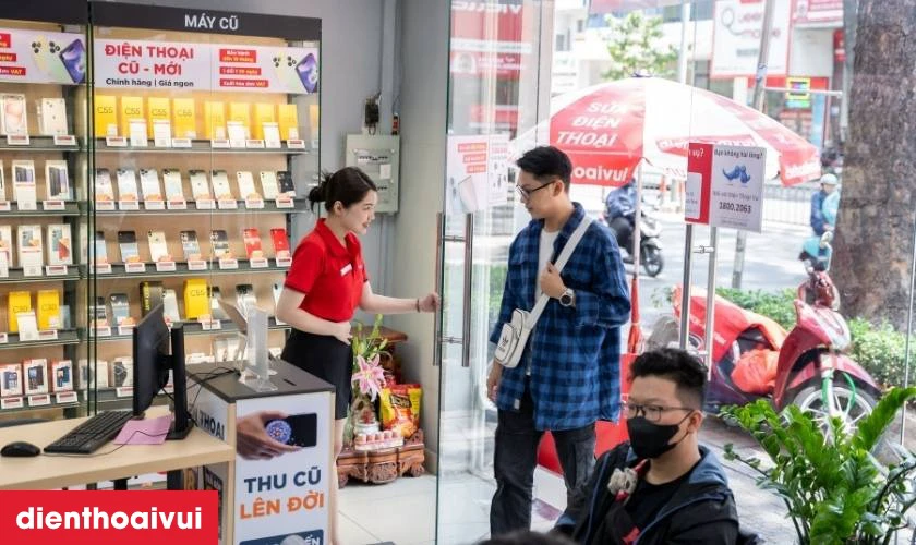 Quy trình thay màn hình laptop Asus ROG G815