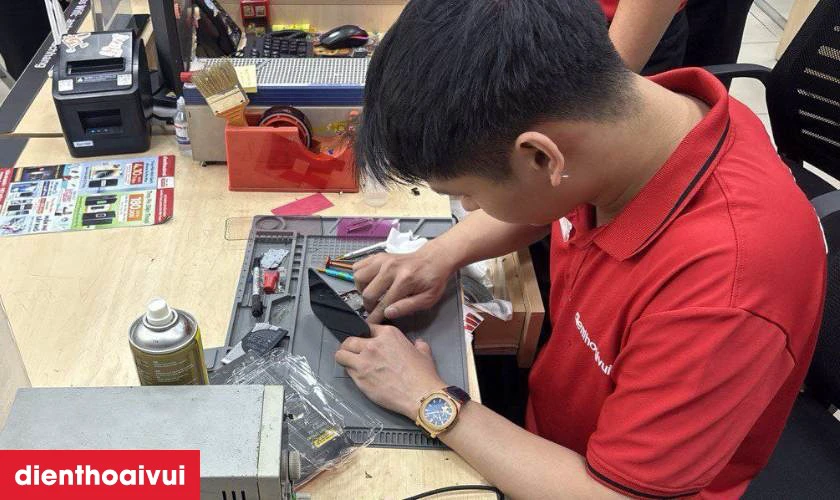 Địa chỉ thay màn hình laptop Asus S46 uy tín, chất lượng tại HCM, Hà Nội