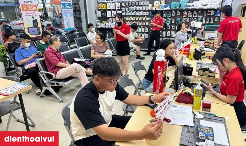 Quy tr&igrave;nh thay m&agrave;n h&igrave;nh laptop