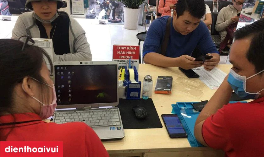 Quy tr&igrave;nh thay m&agrave;n h&igrave;nh laptop Asus chuy&ecirc;n nghiệp, minh bạch