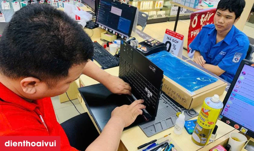 Kinh nghiệm khi thay m&agrave;n h&igrave;nh laptop Asus X541S