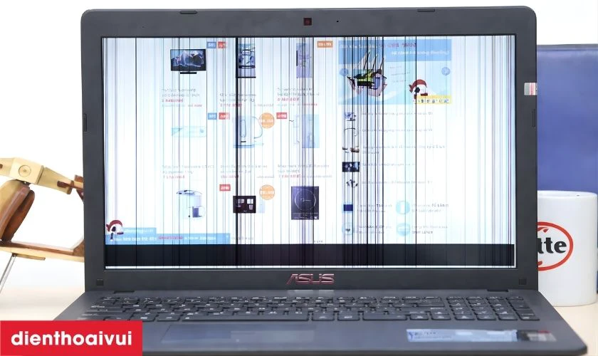 Khi n&agrave;o cần thay m&agrave;n h&igrave;nh laptop Asus X552C?