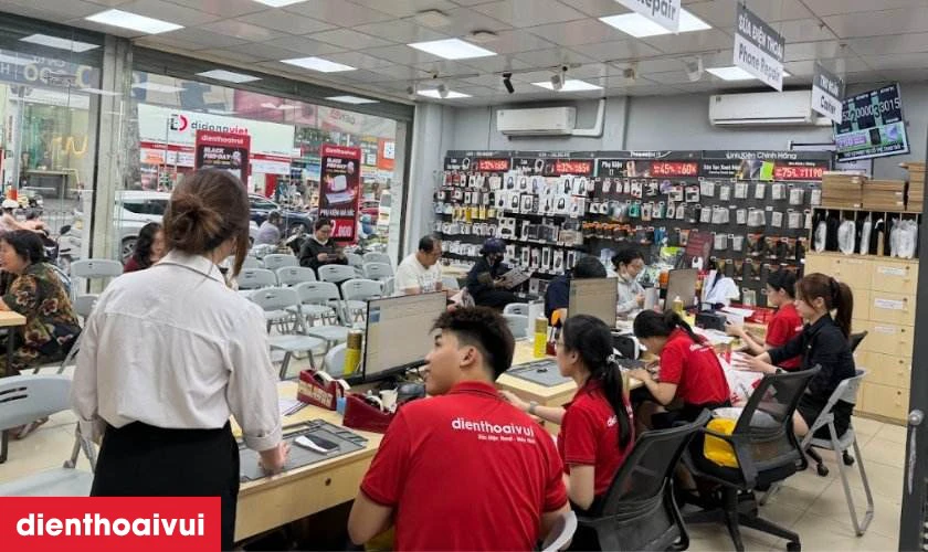 Thay m&agrave;n h&igrave;nh laptop Asus X553M gi&aacute; tốt, uy t&iacute;n tại Điện Thoại Vui