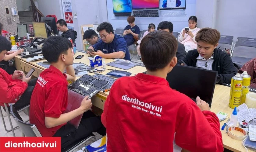 Ưu đ&atilde;i & ch&iacute;nh s&aacute;ch bảo h&agrave;nh khi thay m&agrave;n h&igrave;nh laptop Asus X753L